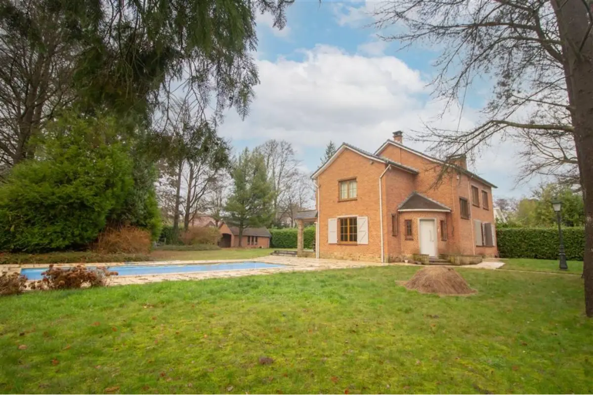 Maison à vendre à Marcinelle 6001 499000.00€ 4 chambres 269.00m² - annonce 666308