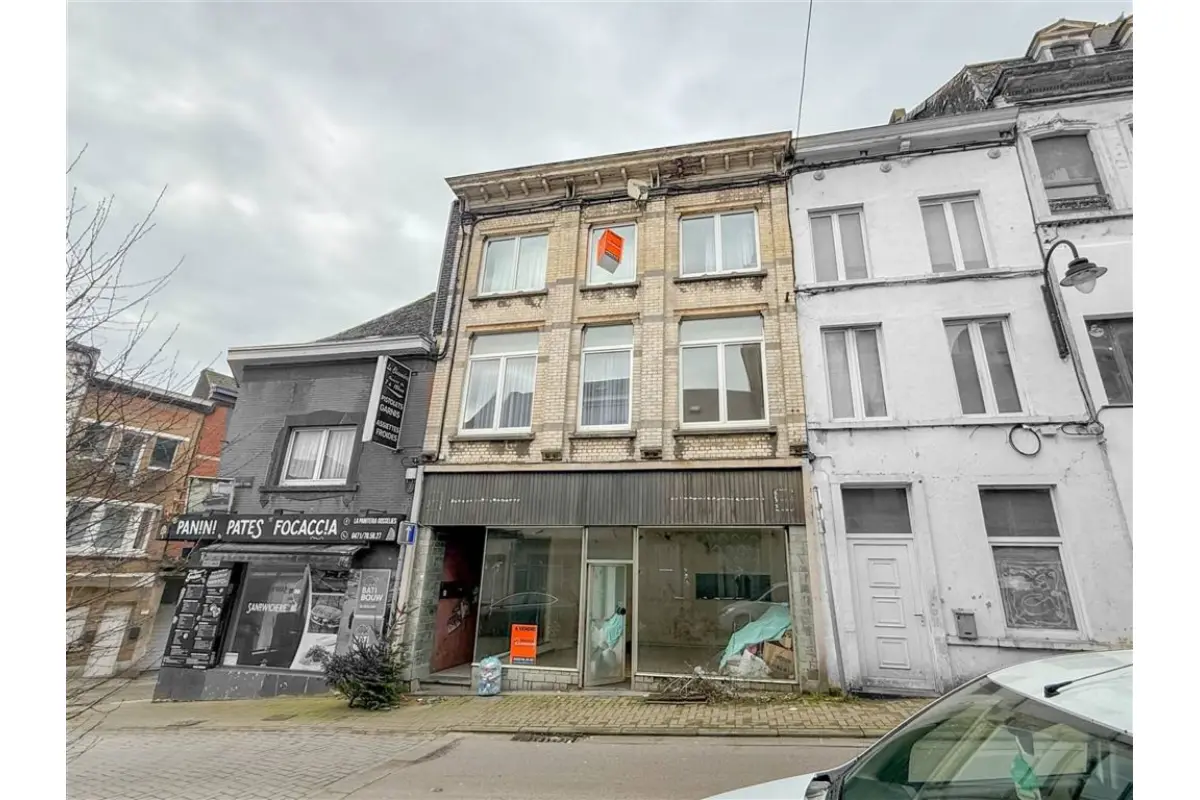 Immeuble de rapport - Immeuble à appartement à vendre à Gosselies 6041 189000.00€ 4 chambres 190.00m² - annonce 666318