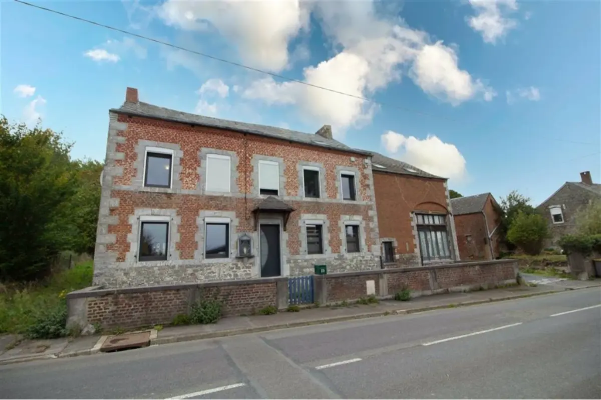 Maison à vendre à Beaumont 6500 299000.00€ 17 chambres m² - annonce 666325