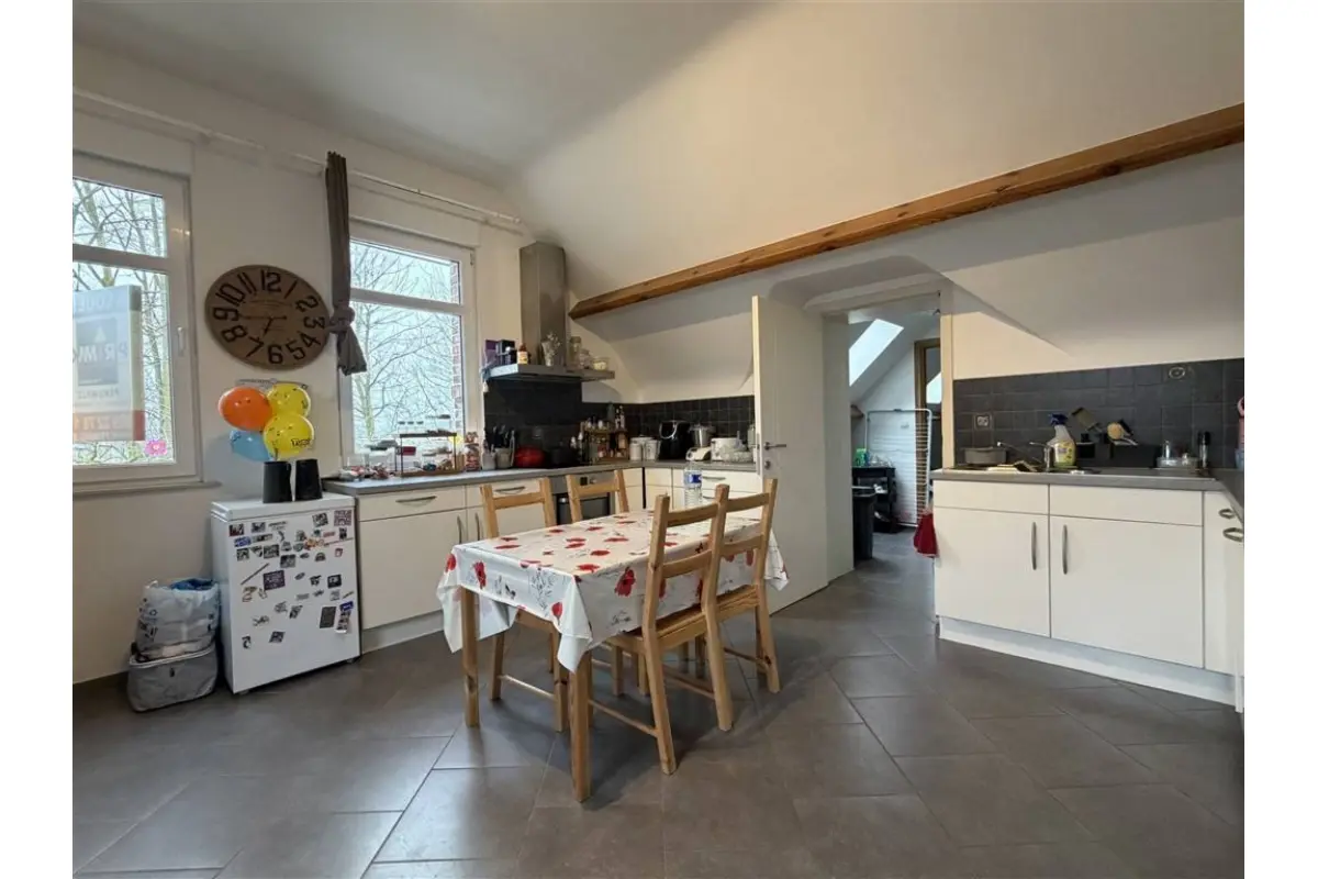 Appartement à louer à Wasmes-Audemez-Briffoeil 7604 725.00€ 3 chambres 142.00m² - annonce 667370