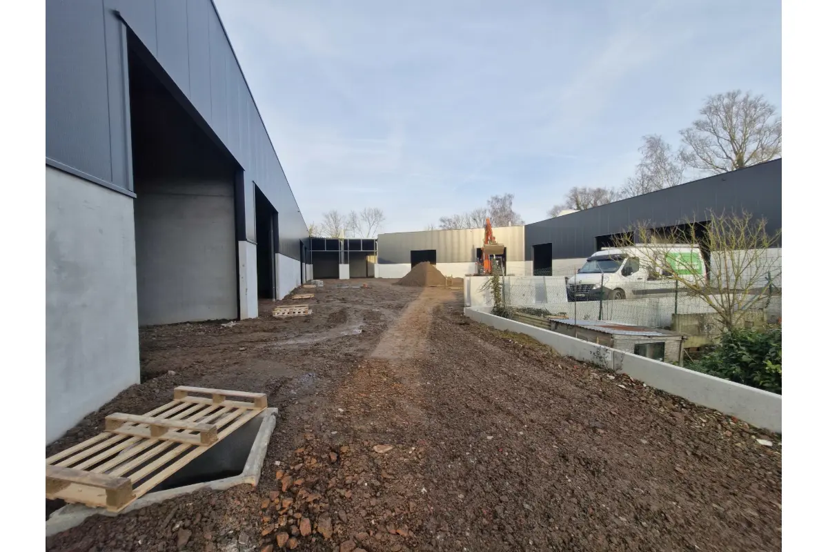 Commerce à louer à Ath 7800 1600.00€  chambres 256.00m² - annonce 667553