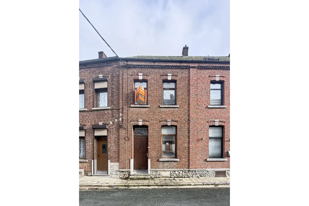 Maison à vendre à Solre-sur-Sambre 6560 80000.00€ 2 chambres 110.00m² - annonce 667247