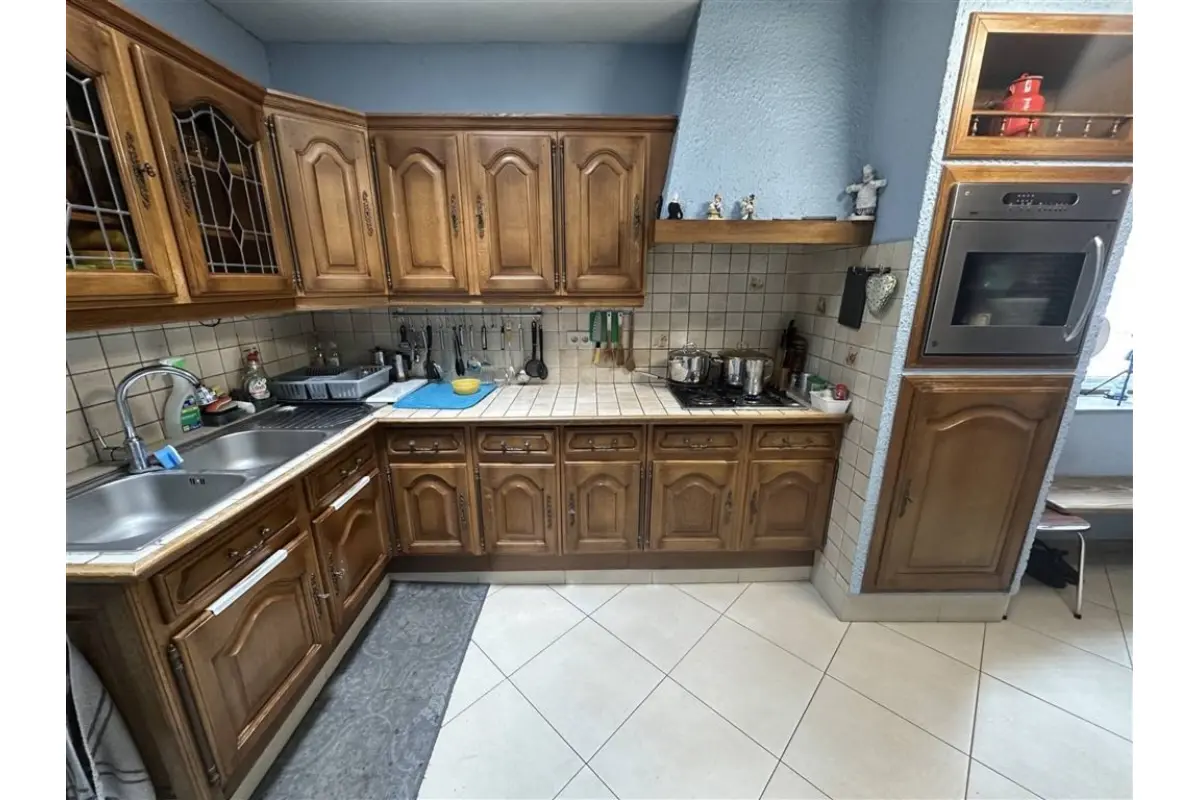 Maison à vendre à Gilly 6060 170000.00€ 4 chambres 161.00m² - annonce 668258