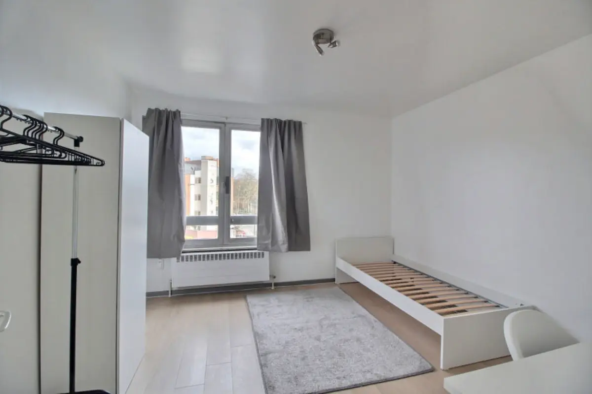 Appartement à louer à Charleroi 6000 420.00€ 3 chambres m² - annonce 668367