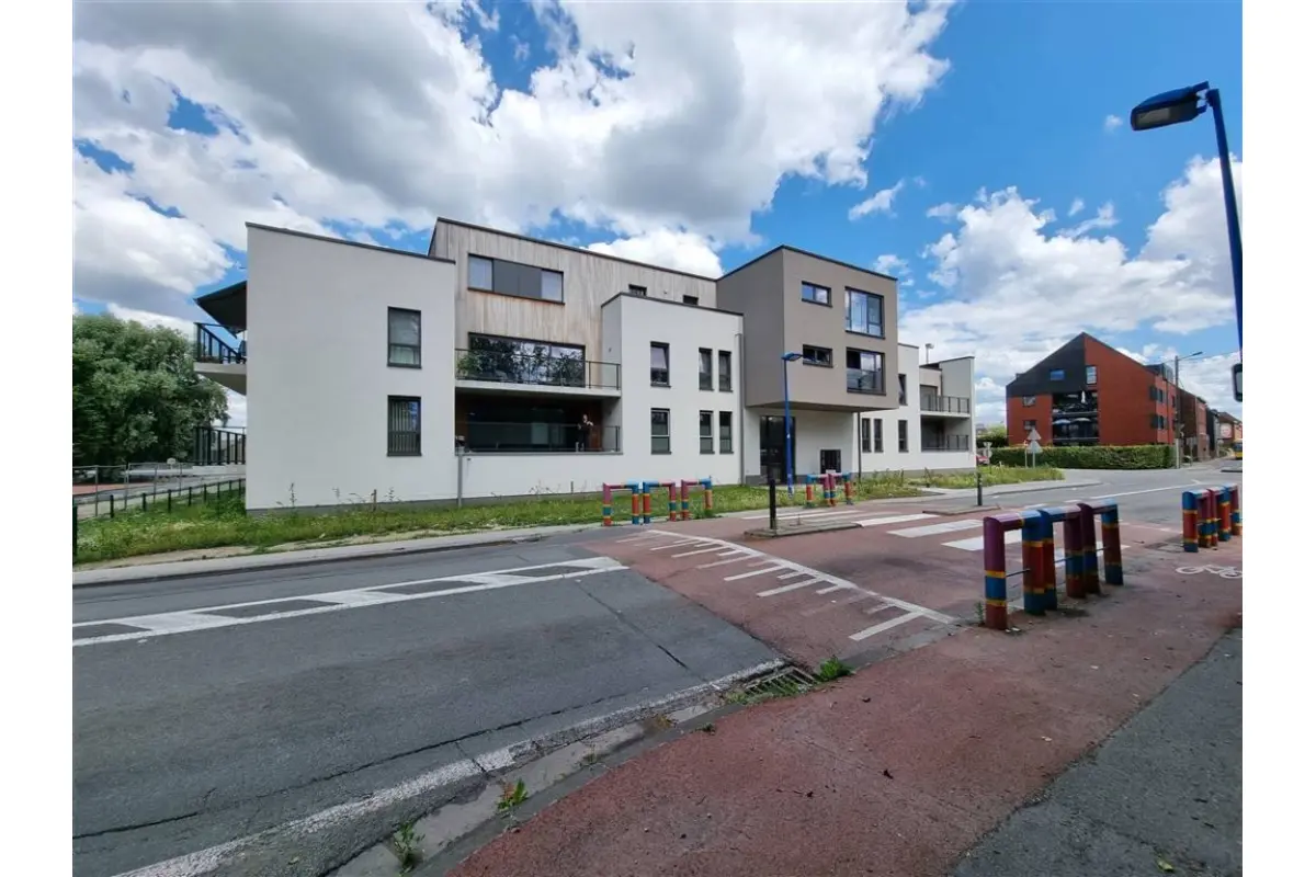 Appartement à louer à Saint-Ghislain 7330 820.00€ 2 chambres m² - annonce 668352