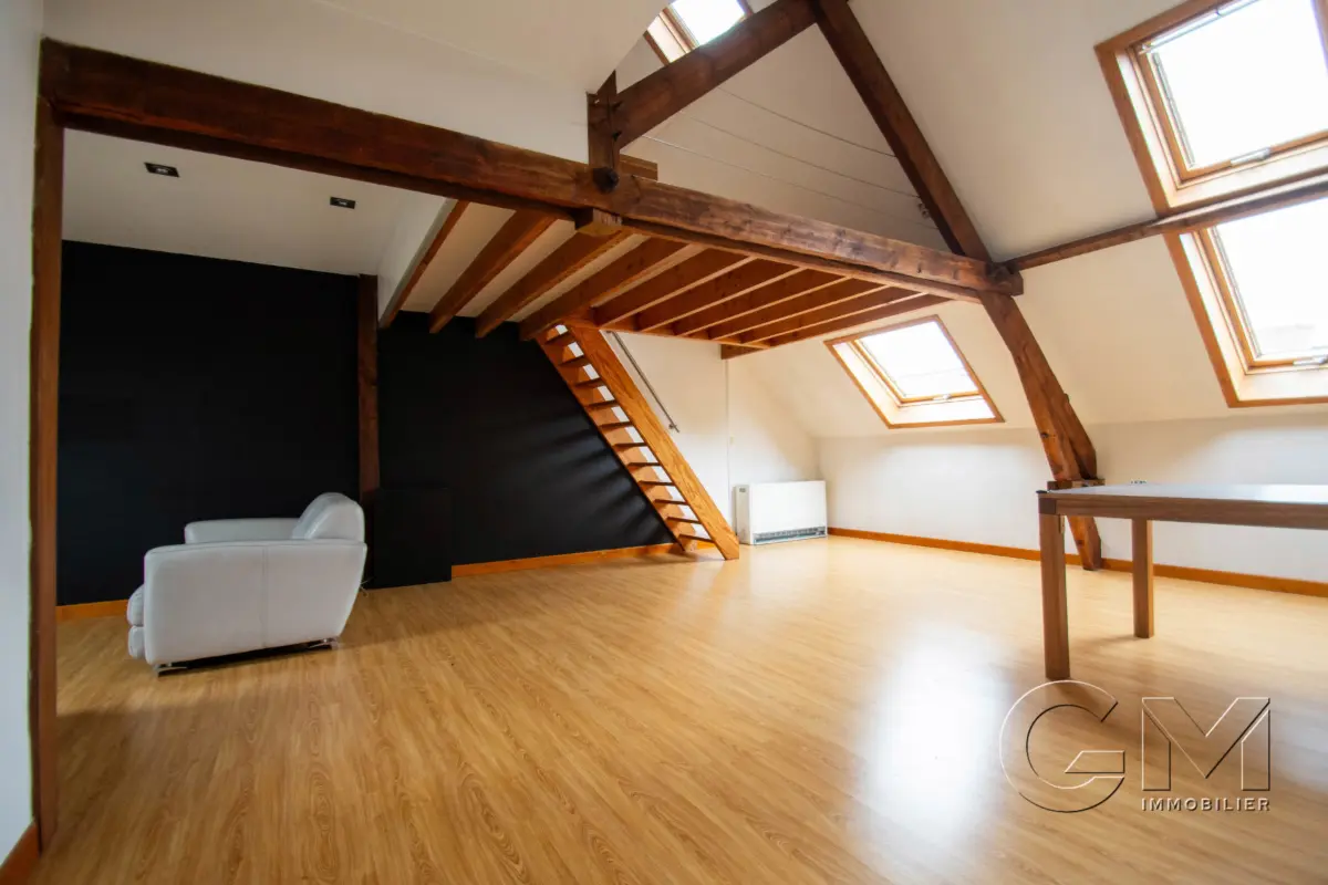 Duplex à vendre à Mouscron 7700 124000.00€ 1 chambres 82.00m² - annonce 668442