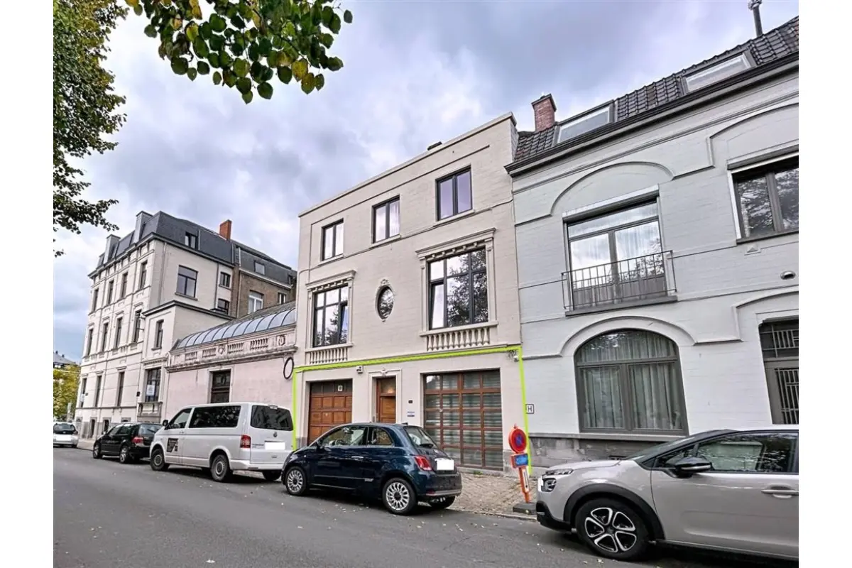Commerce à louer à Tournai 7500 850.00€  chambres m² - annonce 667952
