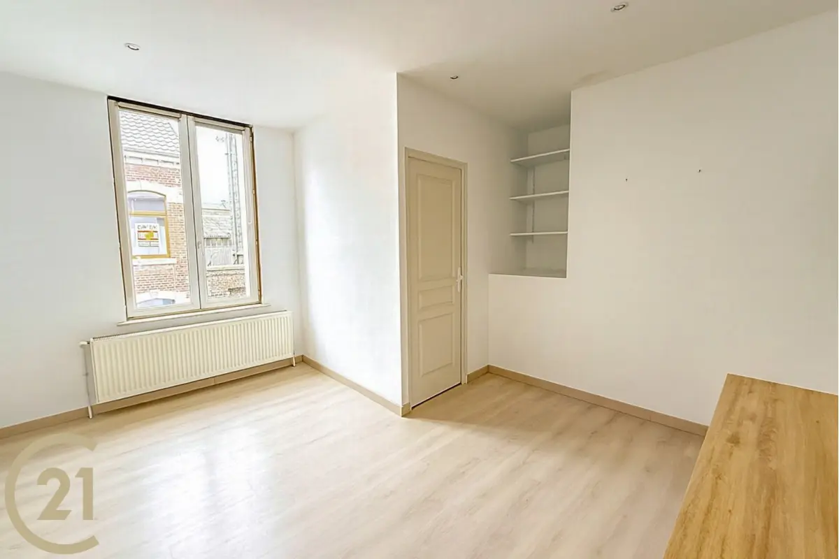 Appartement à louer à Tournai 7500 340.00€ 1 chambres 123.00m² - annonce 671107