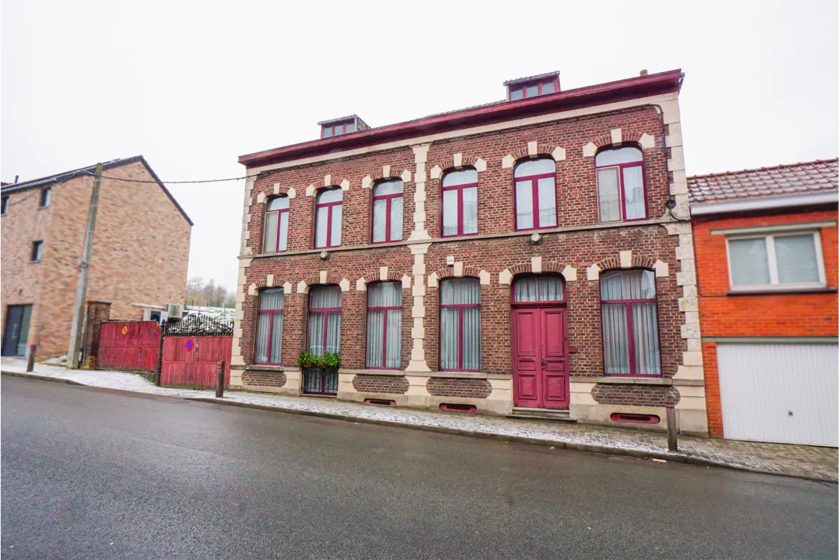 Maison à vendre à Havré 7021 329000.00€ 5 chambres 273.00m² - annonce 670411