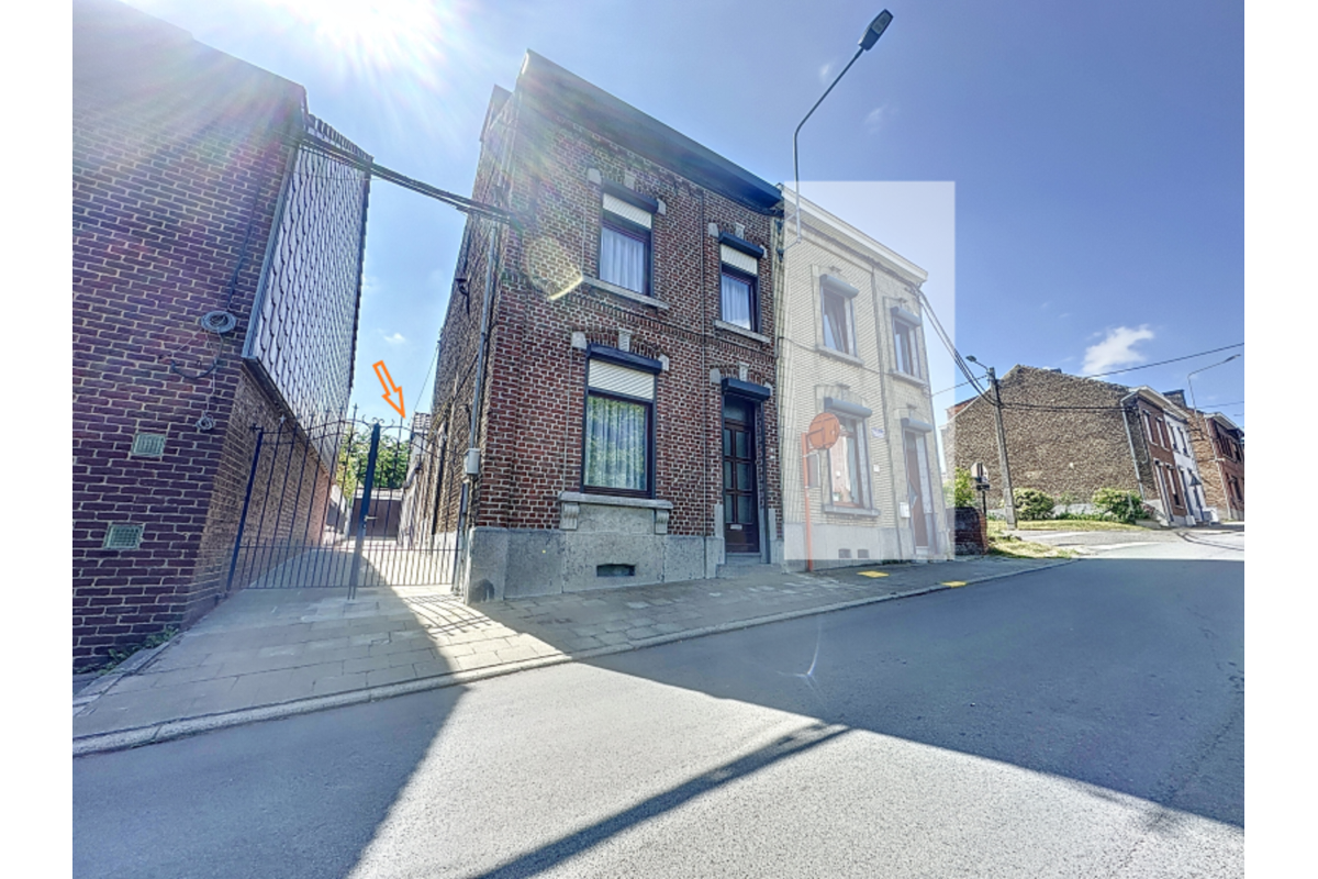 Maison à  à Châtelet 6200 199000.00€ 5 chambres m² - annonce 670523