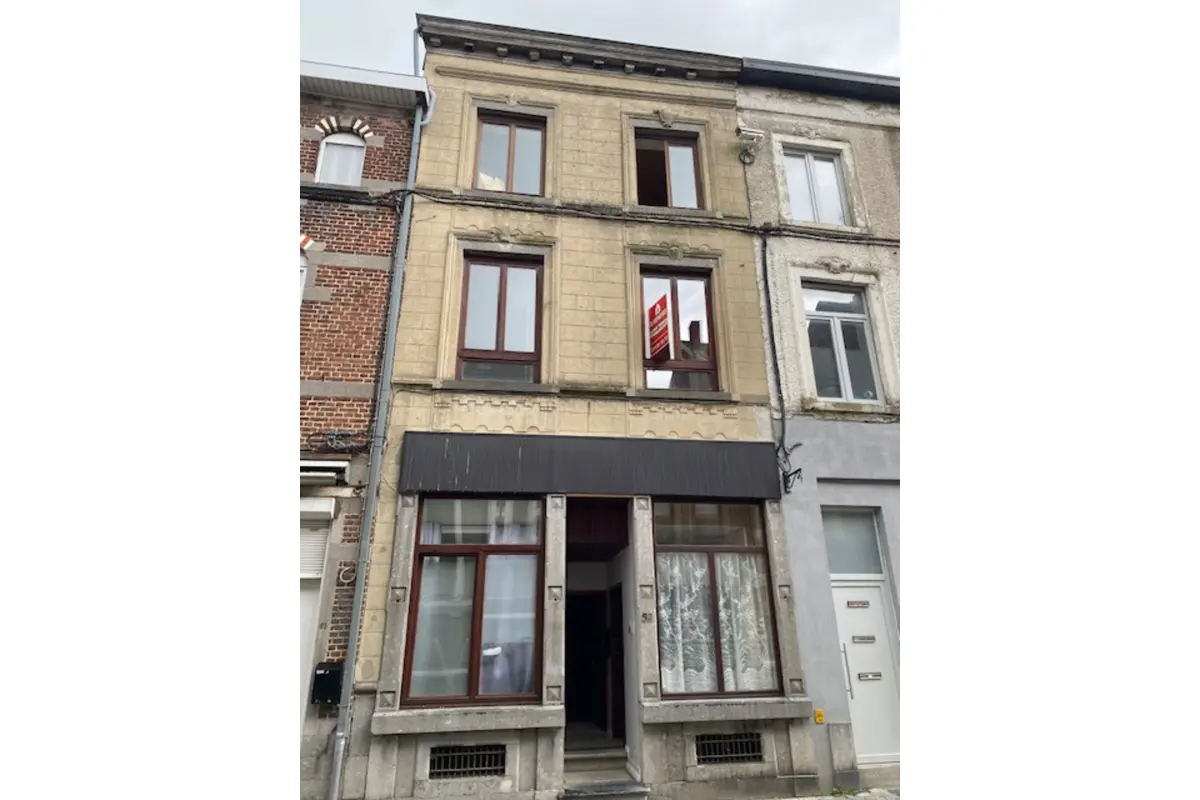 Immeuble de rapport - Immeuble à appartement à vendre à Fleurus 6220 175000.00€  chambres m² - annonce 671176