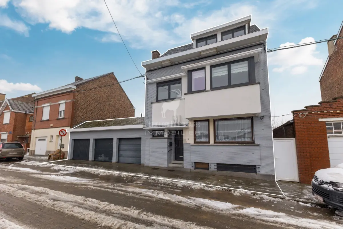 Maison à vendre à La Louvière 7100 370000.00€ 7 chambres 236.00m² - annonce 671156