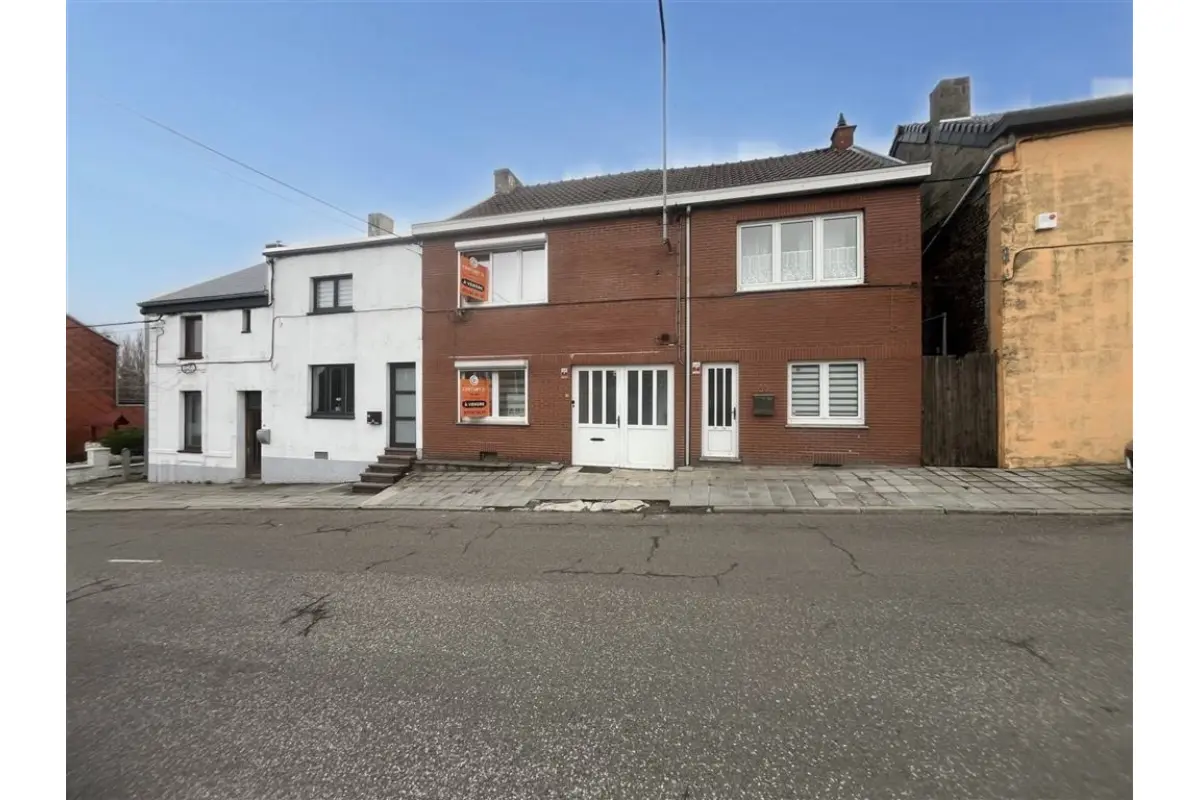 Maison à vendre à Mont-sur-Marchienne 6032 220000.00€ 3 chambres 143.00m² - annonce 669245