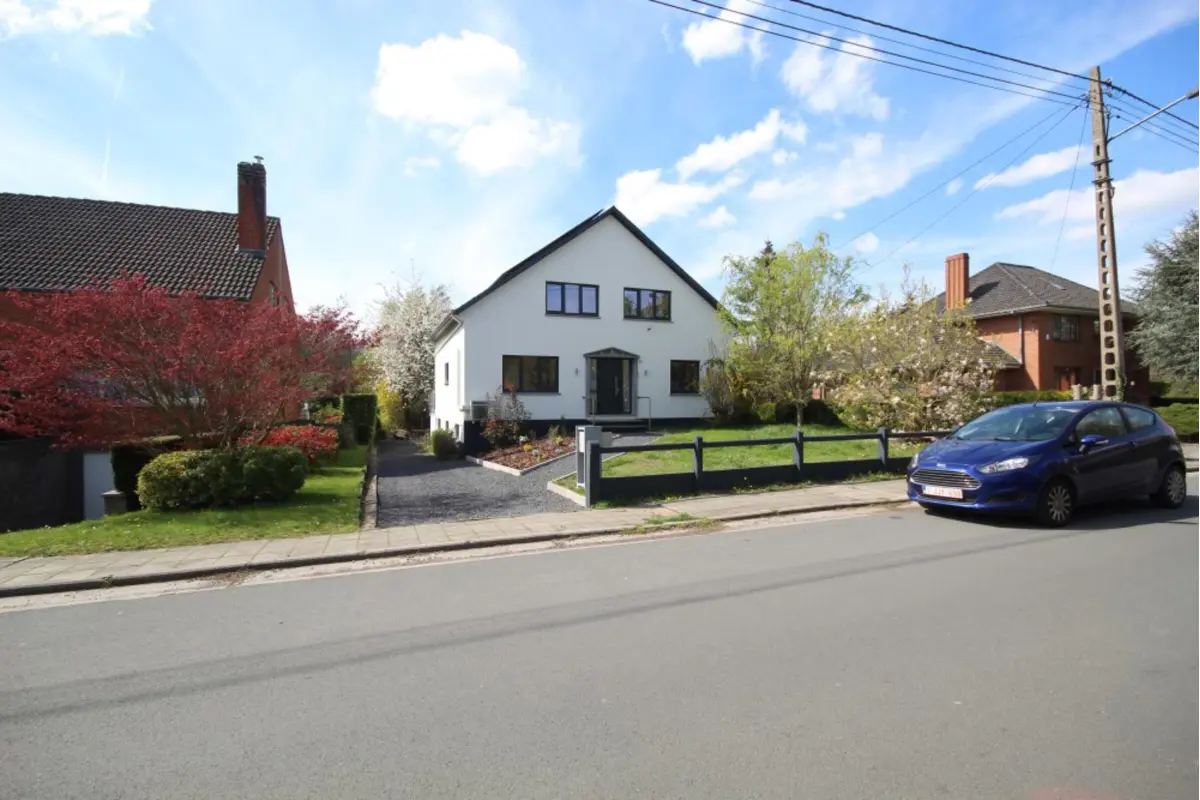 Villa à louer à Mons 7000 1950.00€ 5 chambres 341.00m² - annonce 669870