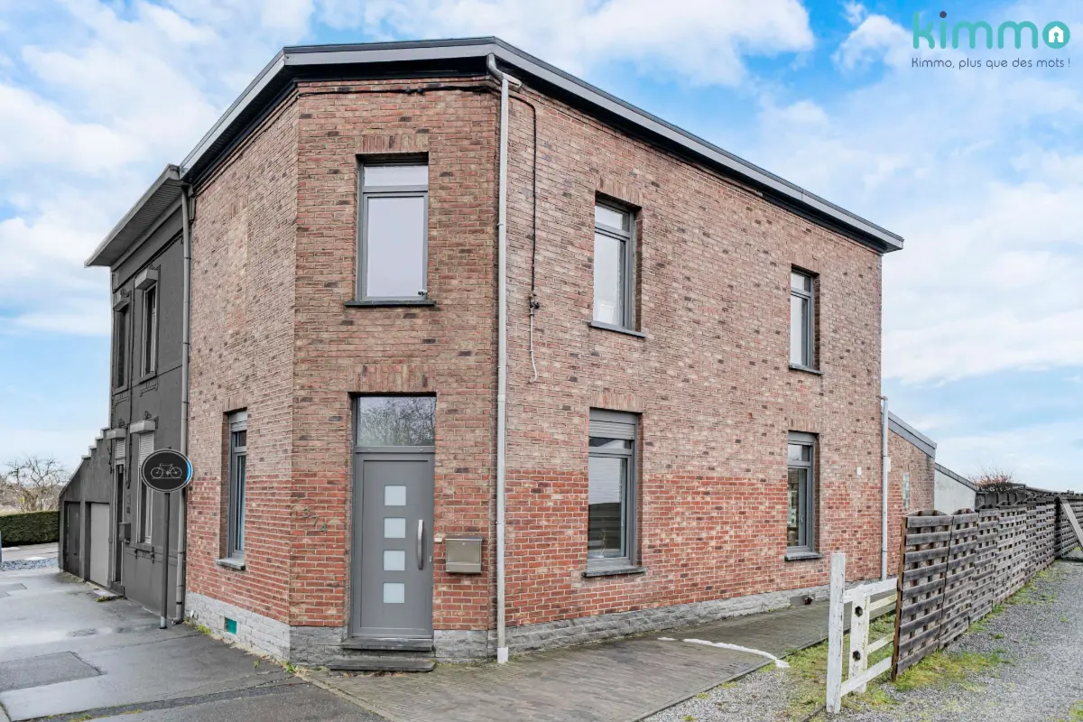 Maison à vendre à Wanfercée-Baulet 6224 290000.00€ 4 chambres 175.00m² - annonce 671765