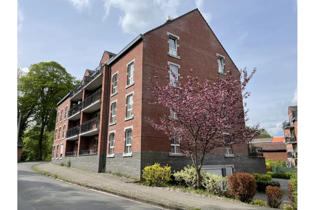 Appartement à louer à Enghien 7850 815.00€ 2 chambres 72.00m² - annonce 672236