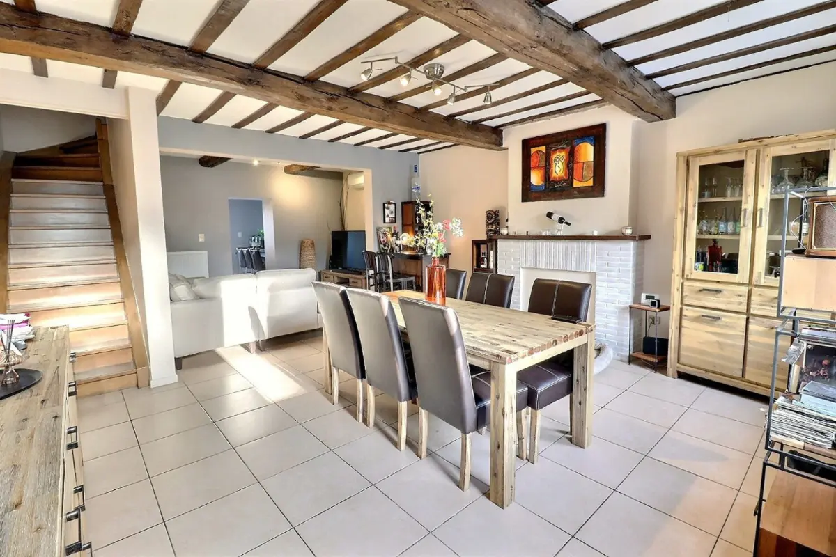 Maison à vendre à Montigny-le-Tilleul 6110 340000.00€ 3 chambres 150.00m² - annonce 672169