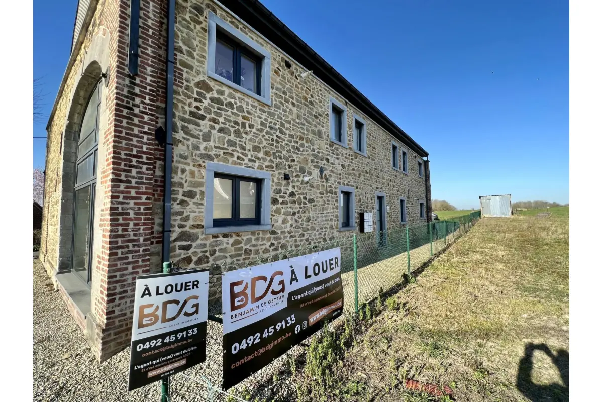 Appartement à louer à Attre 7941 695.00€ 1 chambres 98.00m² - annonce 671879