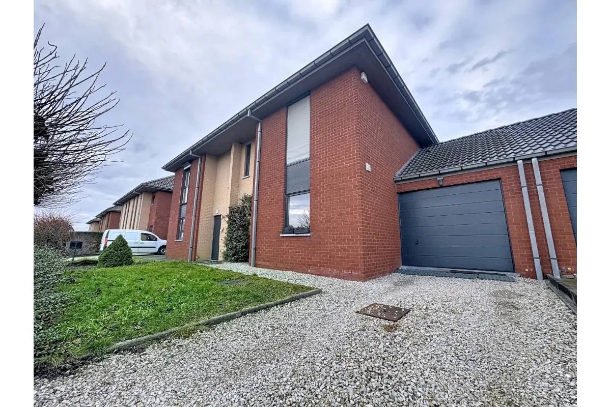 Maison à vendre à Herseaux 7712 320000.00€ 4 chambres 180.00m² - annonce 726170