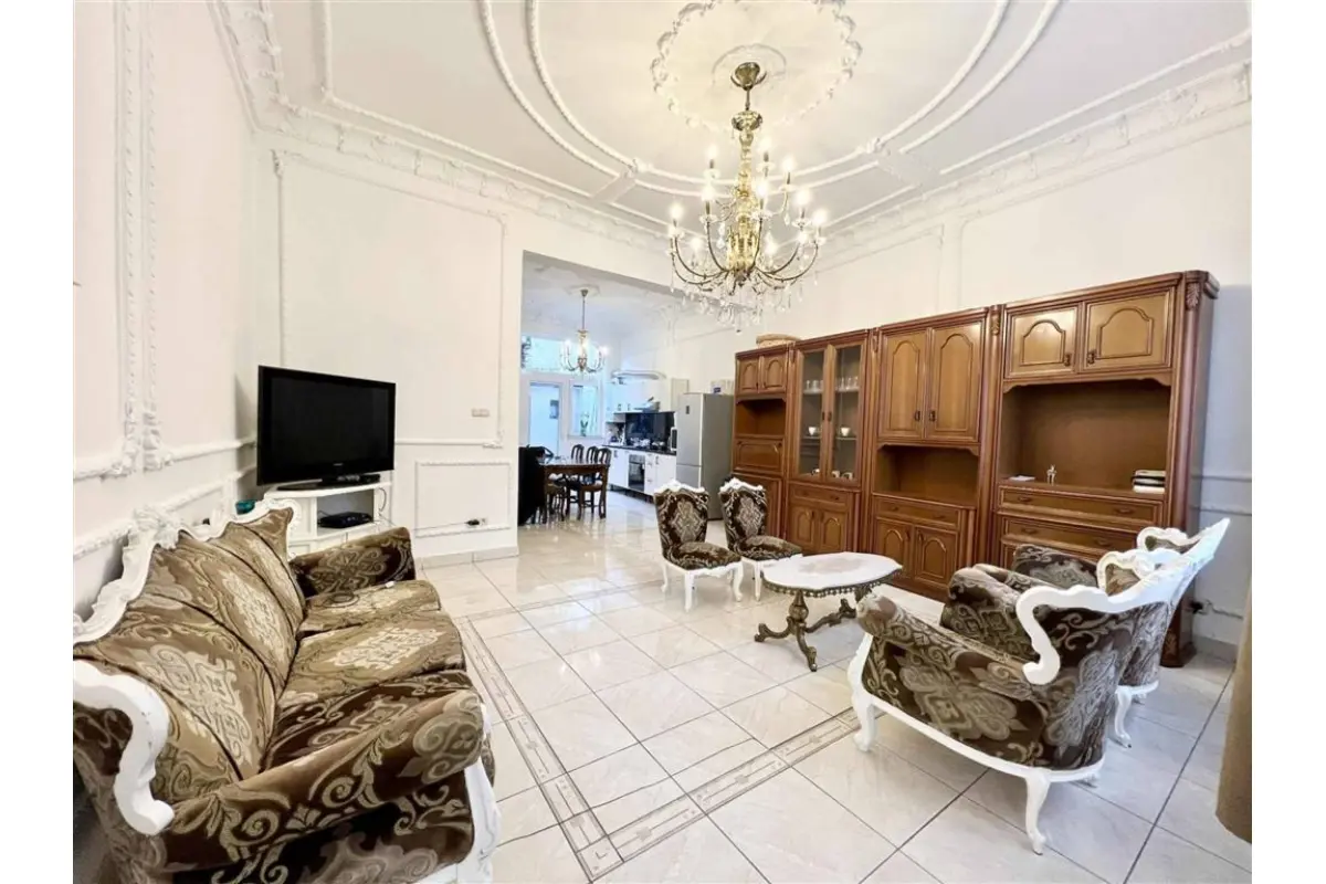 Immeuble de rapport - Immeuble à appartement à vendre à Marchienne-au-Pont 6030 200000.00€ 3 chambres 185.00m² - annonce 672978