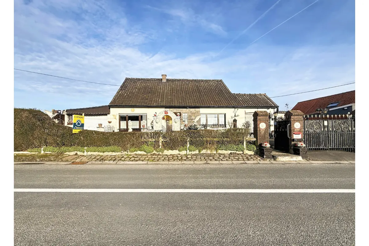 Villa à vendre à Estaimpuis 7730 210000.00€ 3 chambres 185.00m² - annonce 672592