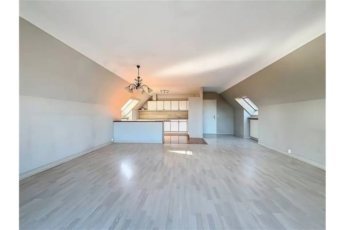 Penthouse à louer à Enghien 7850 950.00€ 2 chambres 100.00m² - annonce 674097