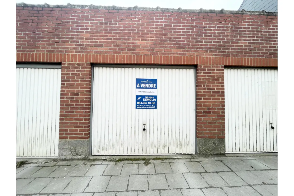 Box à vendre à Bois-d'Haine 7170 17000.00€  chambres m² - annonce 673769