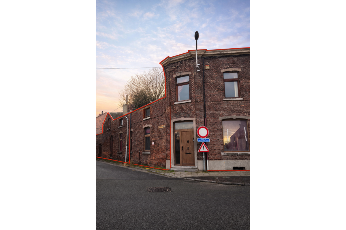 Maison à vendre à Courcelles 6180 145000.00€ 5 chambres 160.00m² - annonce 674849