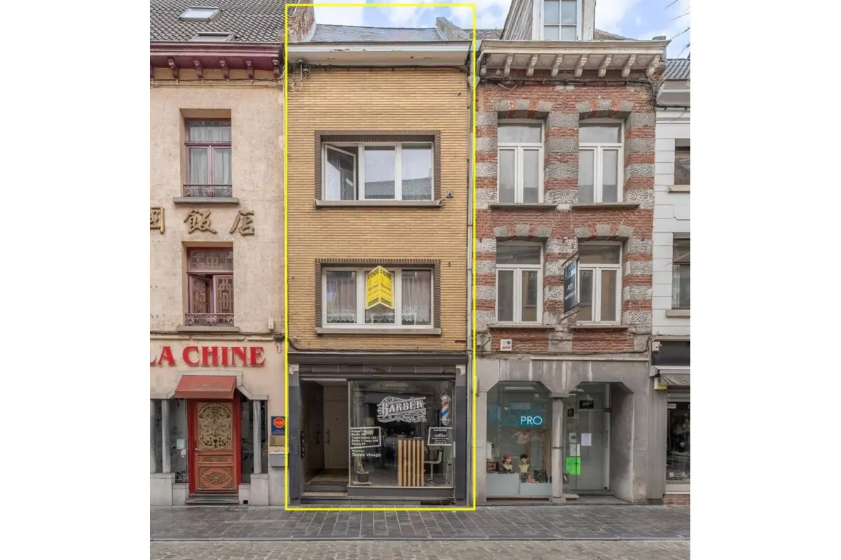 Immeuble de rapport - Immeuble à appartement à vendre à Ath 7800 290000.00€ 2 chambres 112.00m² - annonce 676133