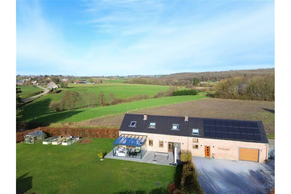 Maison à vendre à Froidchapelle 6440 475000.00€ 4 chambres 261.00m² - annonce 676446