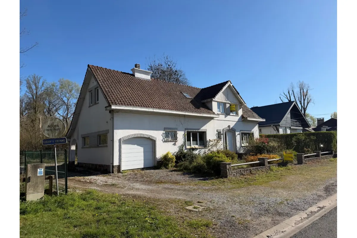 Maison à vendre à Gozée 6534 275000.00€  chambres 220.00m² - annonce 676364