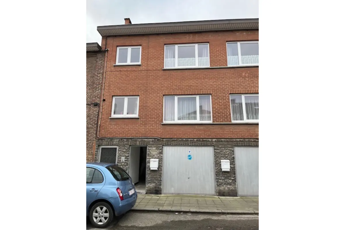 Appartement à  à Marcinelle 6001 800.00€ 3 chambres 90.00m² - annonce 676157