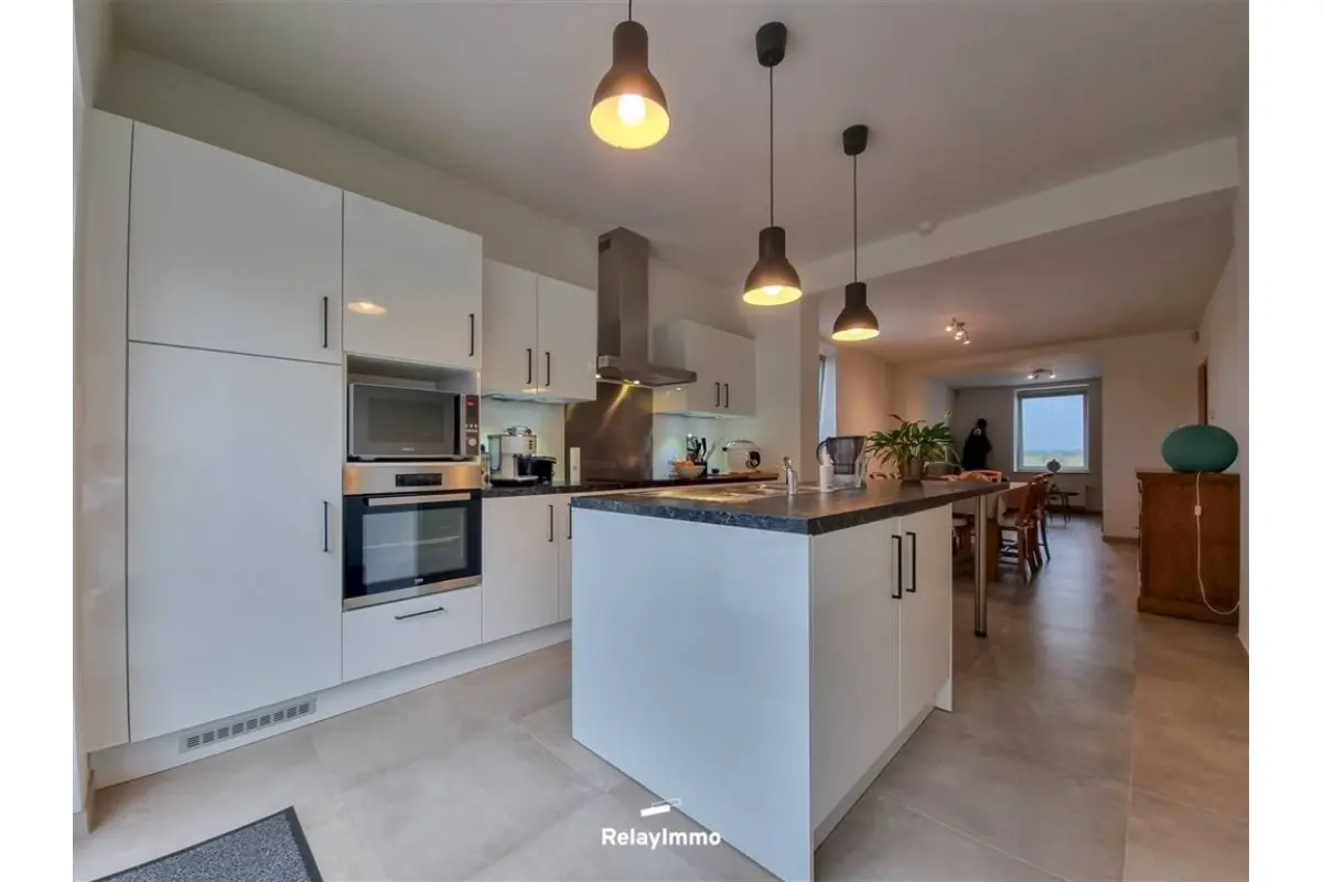 Maison à louer à Baugnies 7604 890.00€ 3 chambres 96.00m² - annonce 676097