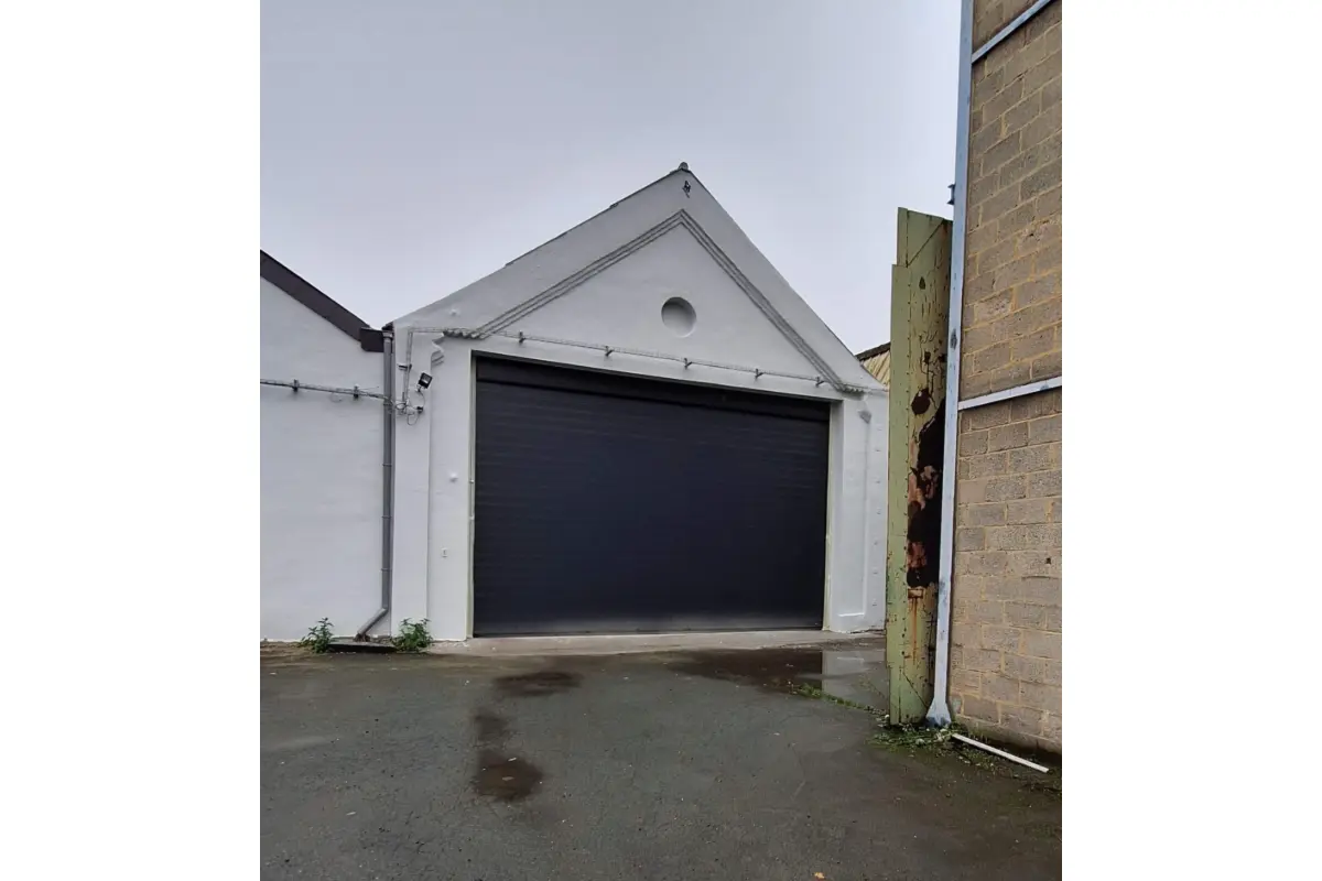 Commerce à louer à Quaregnon 7390 650.00€  chambres m² - annonce 677448