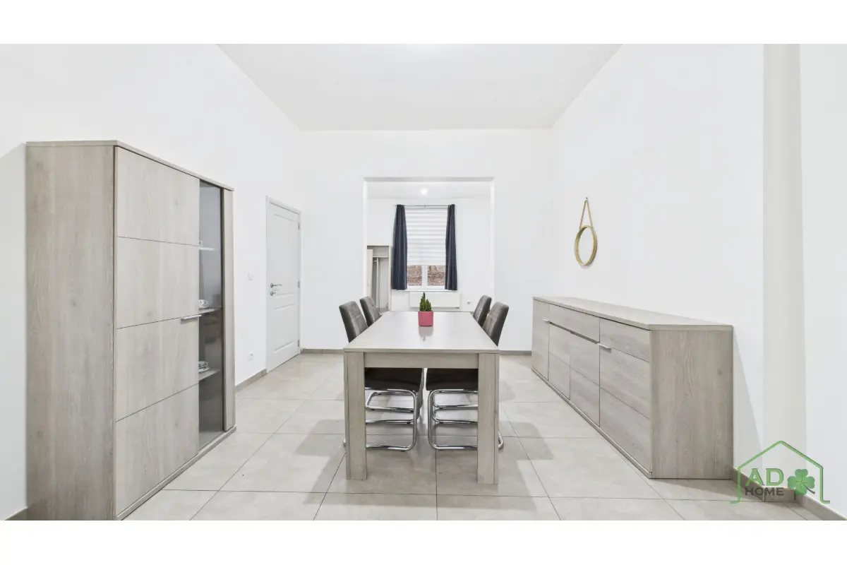 Maison à vendre à Charleroi 6000 219000.00€ 5 chambres 150.00m² - annonce 677096