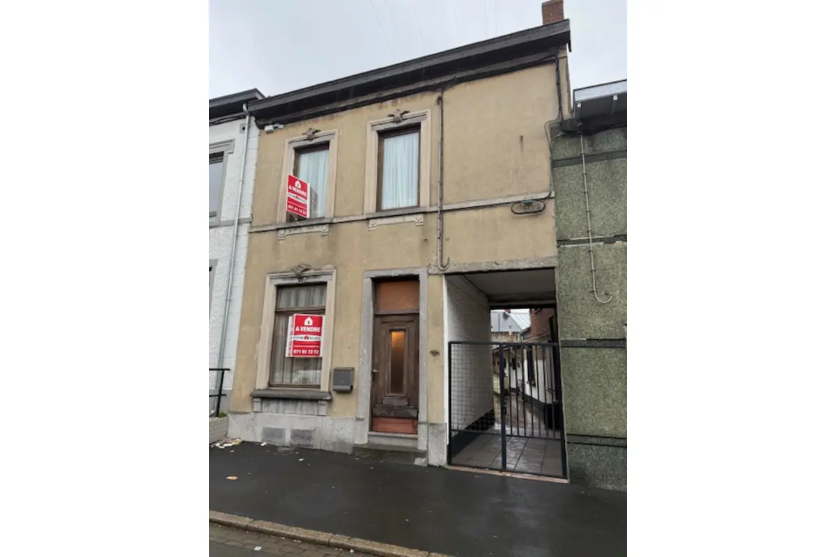 Maison à  à Châtelineau 6200 99000.00€ 3 chambres m² - annonce 677354