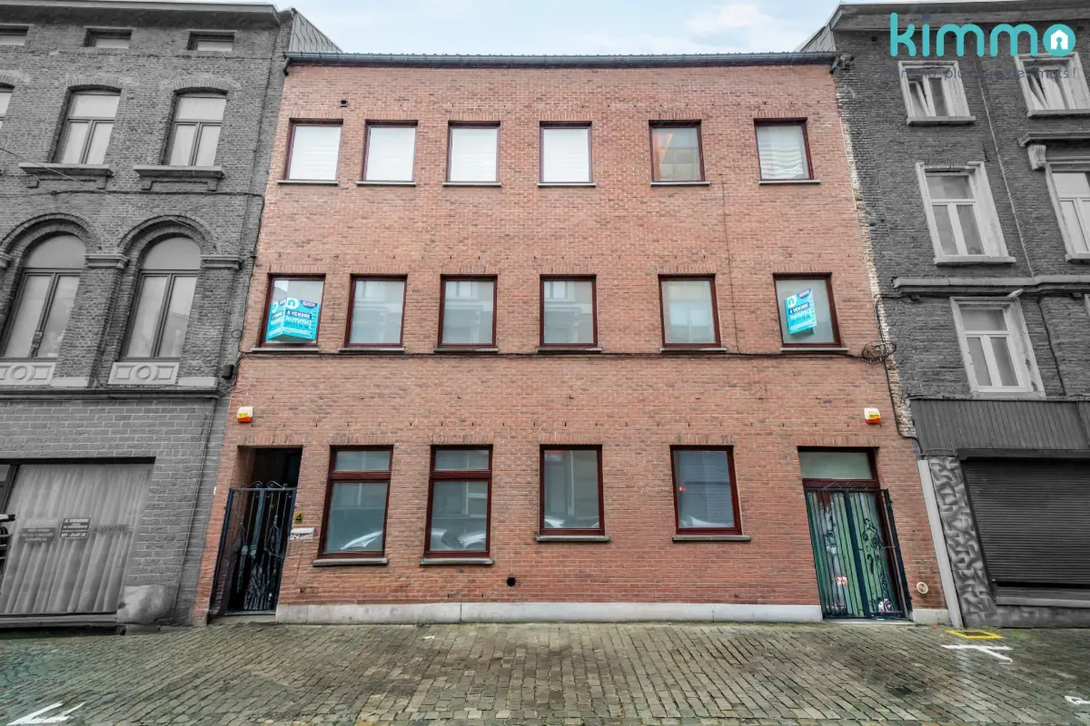 Maison à vendre à Charleroi 6000 349000.00€ 6 chambres 368.00m² - annonce 676956