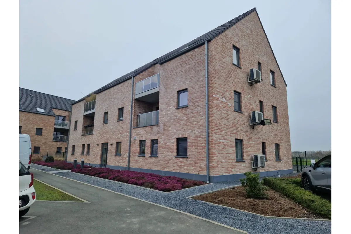 Appartement à louer à Bassilly 7830 790.00€ 1 chambres 70.00m² - annonce 677370