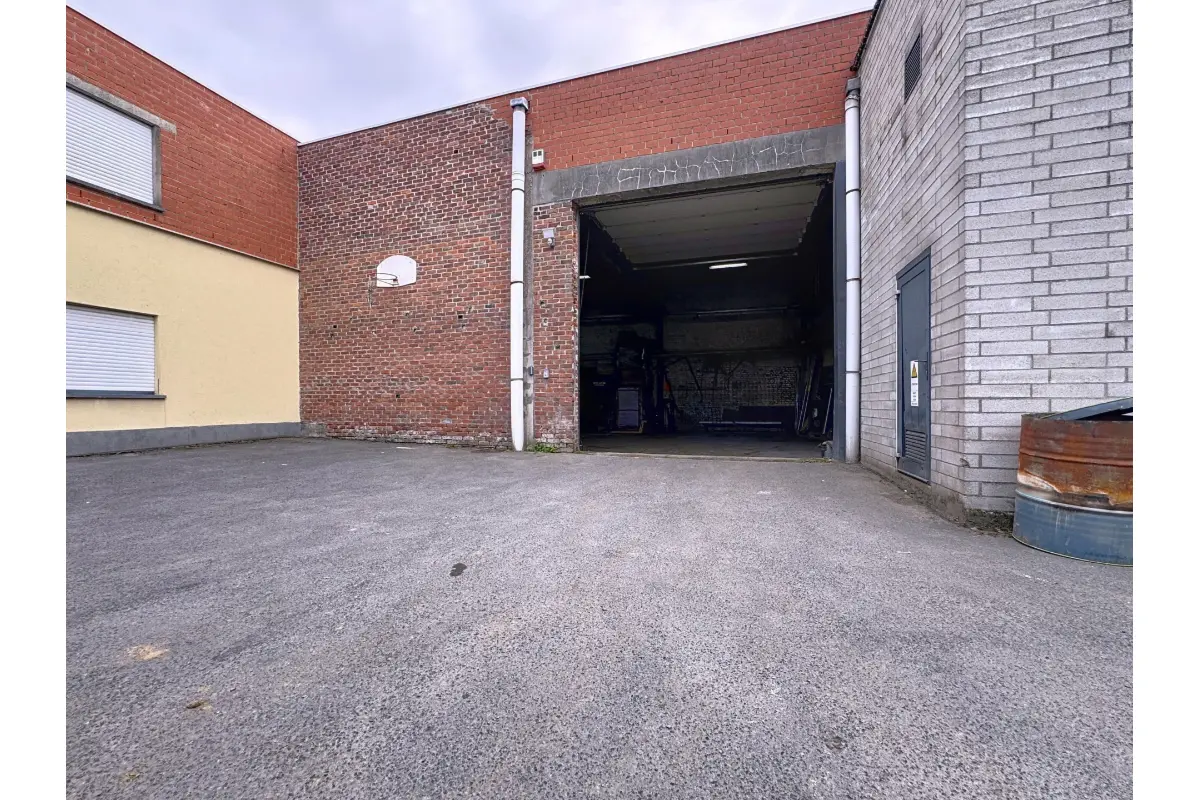 Commerce à vendre à Mouscron 7700 199000.00€  chambres 285.00m² - annonce 678179