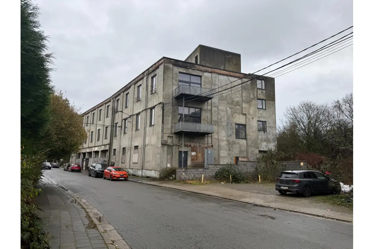 Immeuble de rapport - Immeuble à appartement à vendre à Lodelinsart 6042 1085000.00€ 16 chambres m² - annonce 677886