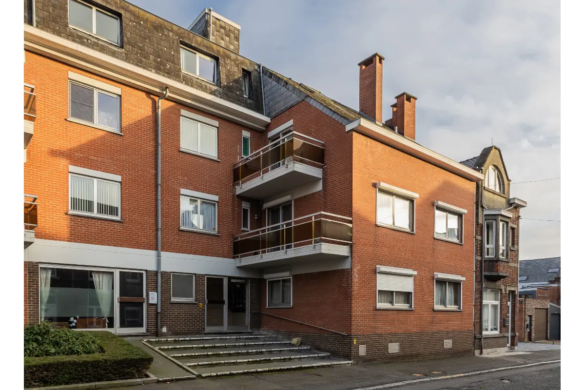 Appartement à louer à Houdeng-Aimeries 7110 630.00€ 1 chambres 45.00m² - annonce 678230