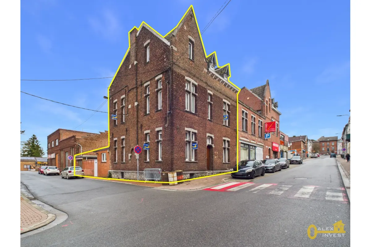 Maison de maître à  à Anderlues 6150 215000.00€ 4 chambres 316.00m² - annonce 677910