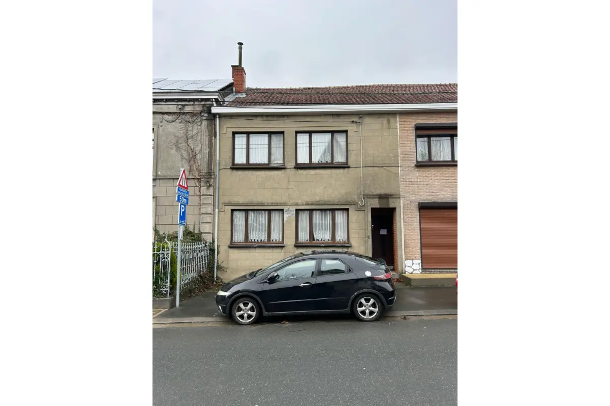 Maison à vendre à Leval-Trahegnies 7134 155000.00€ 3 chambres m² - annonce 678884