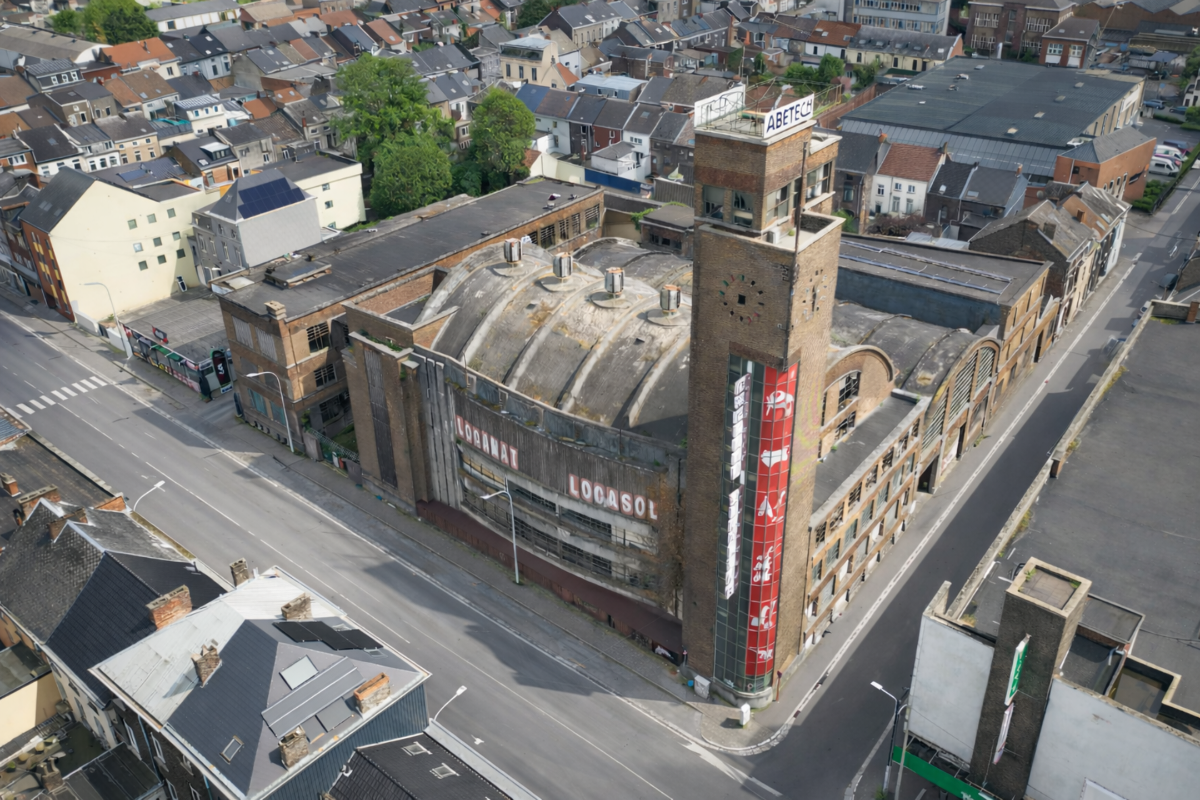 Commerce à  à Marchienne-au-Pont 6030 1650000.00€  chambres 7000.00m² - annonce 679390