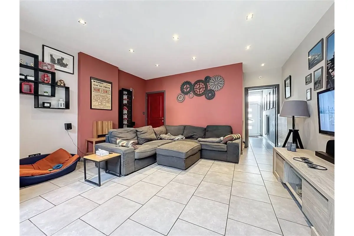 Maison à vendre à La Bouverie 7080 180000.00€ 2 chambres 149.00m² - annonce 679563