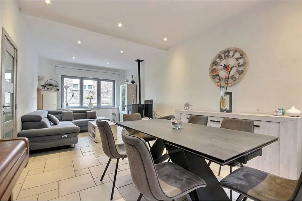 Maison à vendre à Mouscron 7700 229000.00€ 3 chambres 156.00m² - annonce 679562