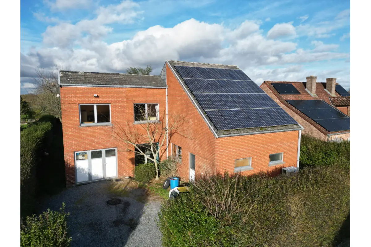 Maison à vendre à Montignies-Saint-Christophe 6560 285000.00€ 4 chambres 182.00m² - annonce 680458