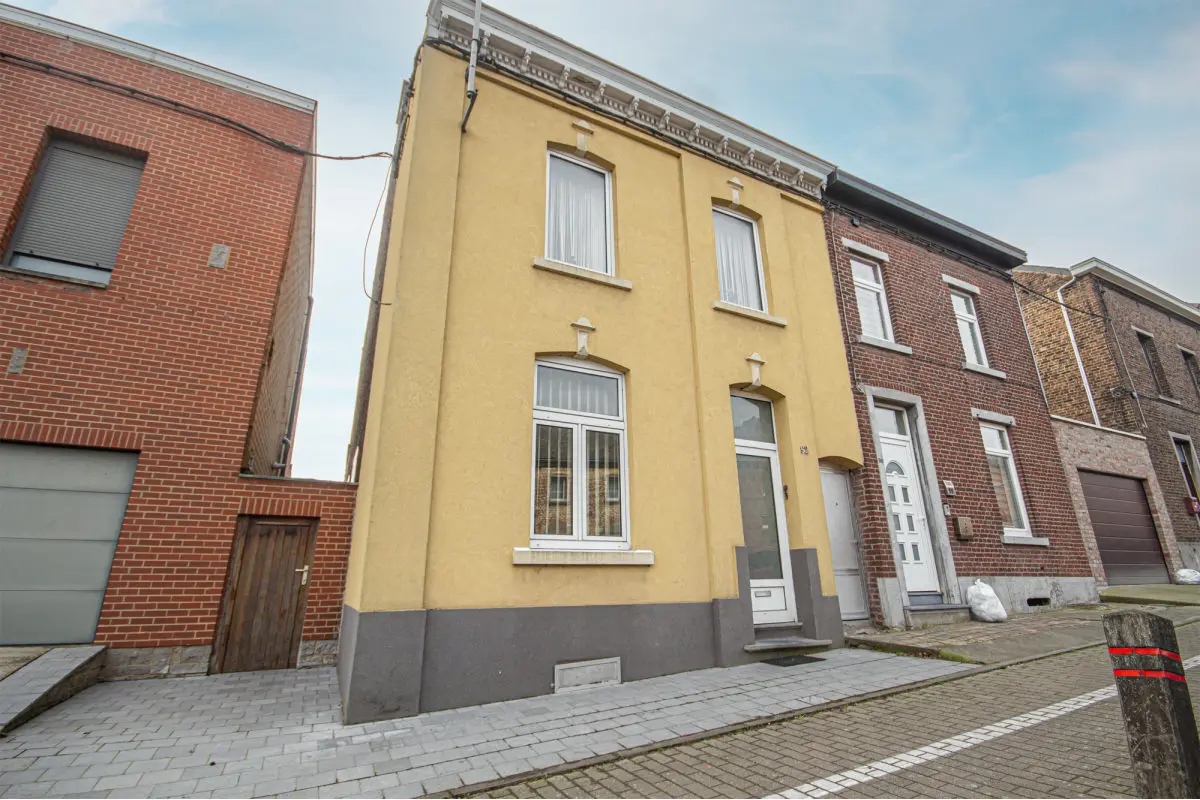 Maison à  à Chapelle-lez-Herlaimont 7160 148000.00€ 3 chambres 162.00m² - annonce 680913