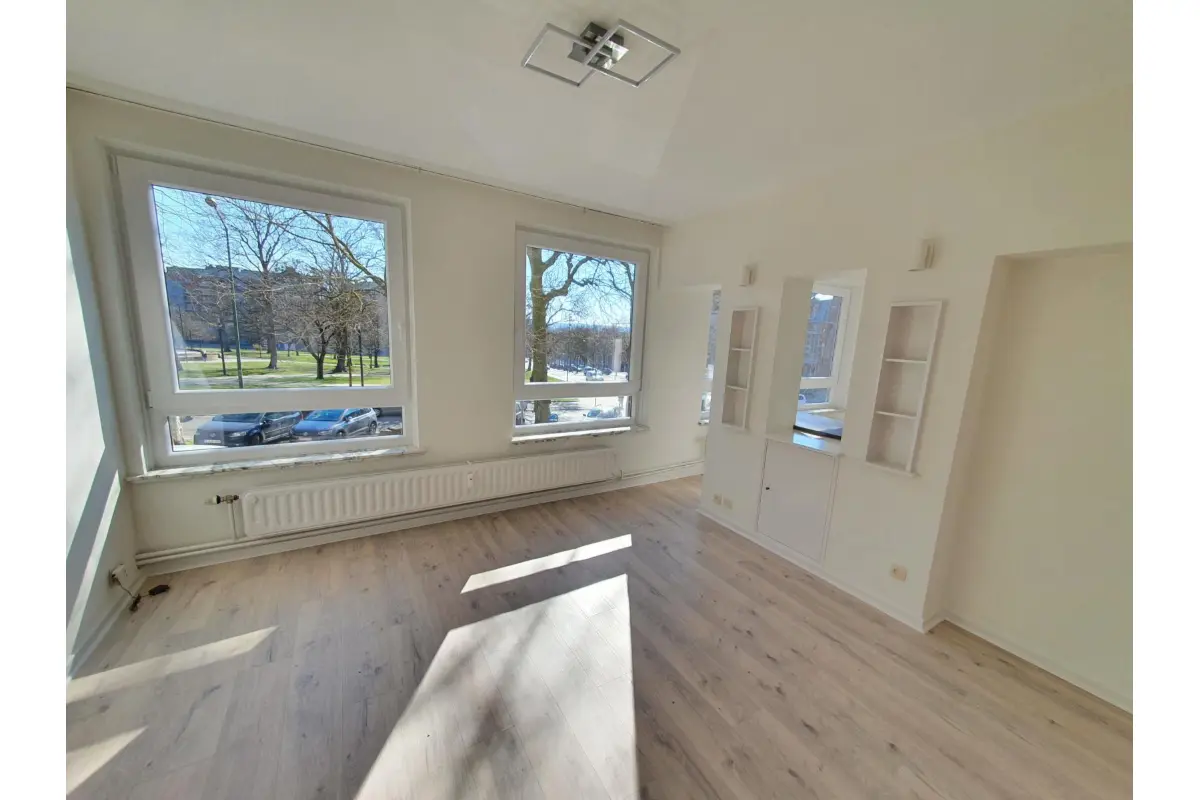 Appartement à louer à Charleroi 6000 750.00€ 2 chambres 65.00m² - annonce 682247