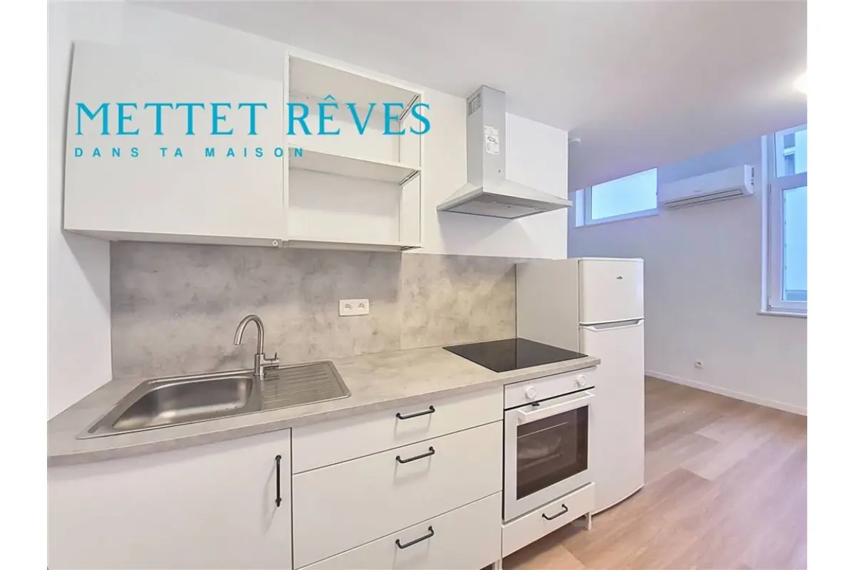 Appartement à louer à Charleroi 6000 450.00€  chambres 25.00m² - annonce 681147